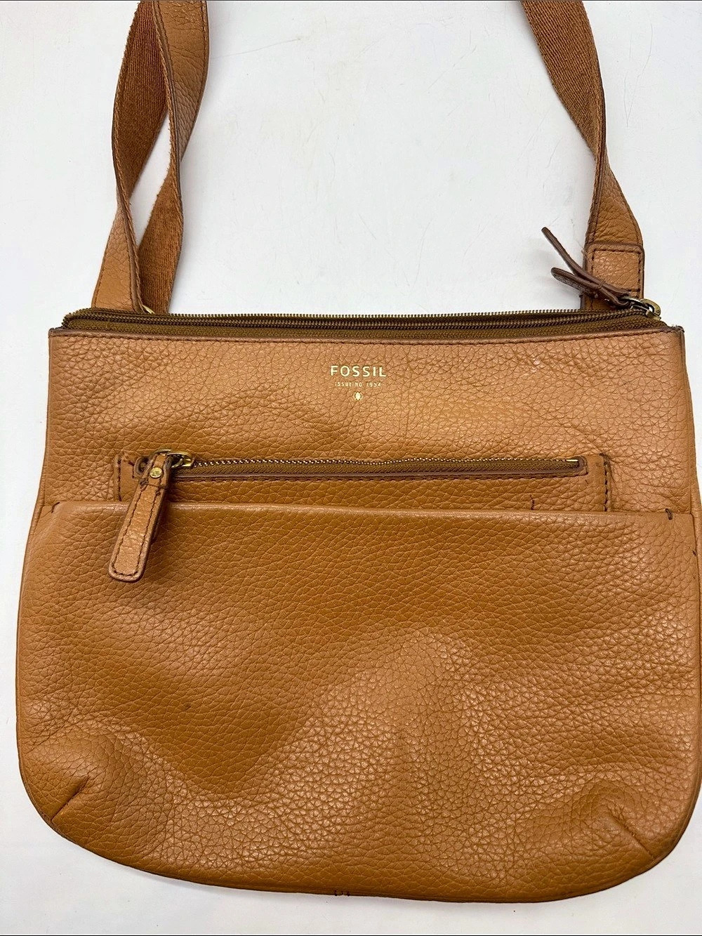 Fossil Issue No. 1954 Pebbled Leather Crossbody Bag